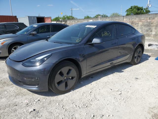 Tesla Model 3 (2022)