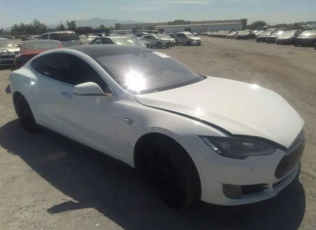 Tesla Model s (2015)