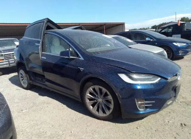 Tesla Model x (2016)