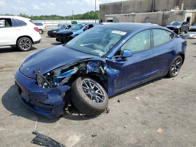 Tesla Model 3 (2022)