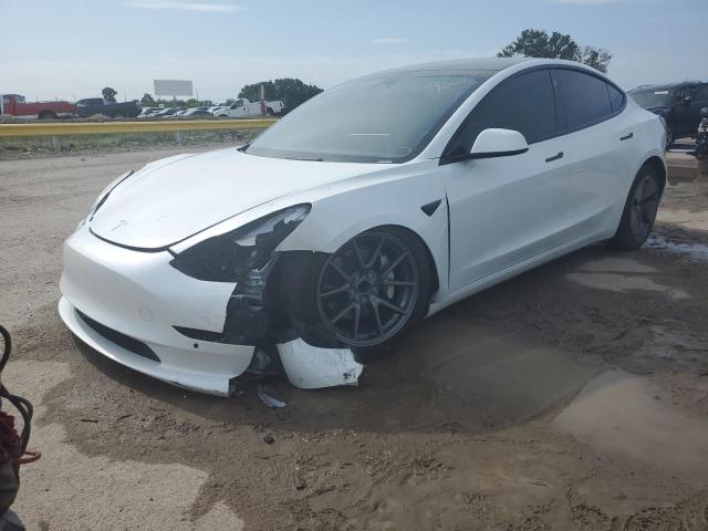 Tesla Model 3 (2022)
