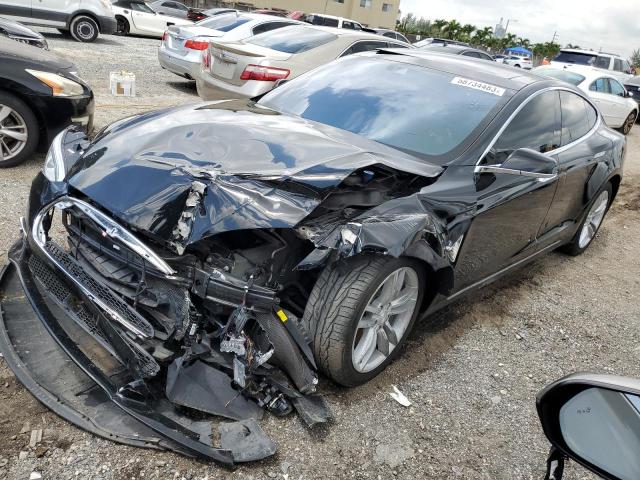 Tesla Model s (2015)