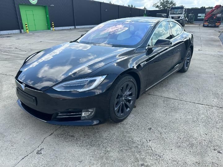 Tesla Model s (2018)
