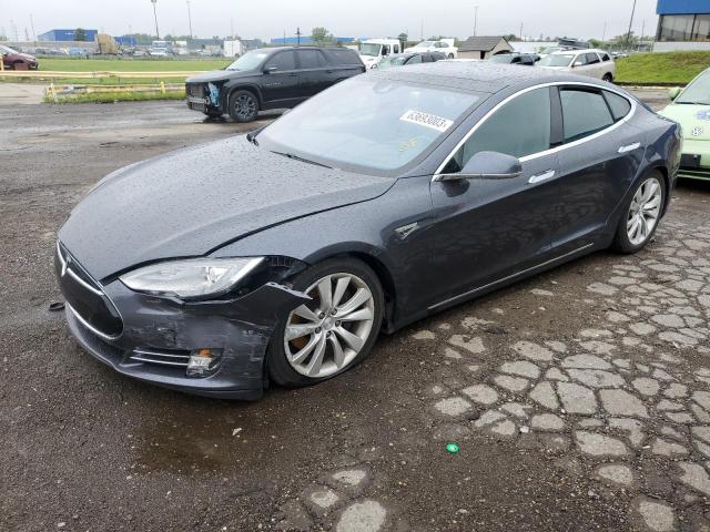 Tesla Model s (2015)