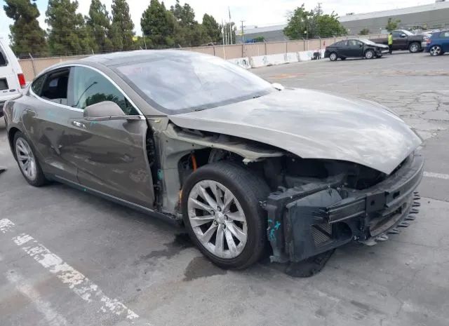 Tesla Model s (2016)