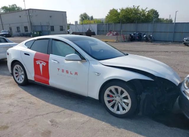 Tesla Model s (2015)