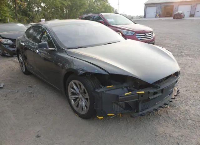 Tesla Model s (2016)