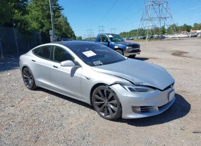 Tesla Model s100d (2017)