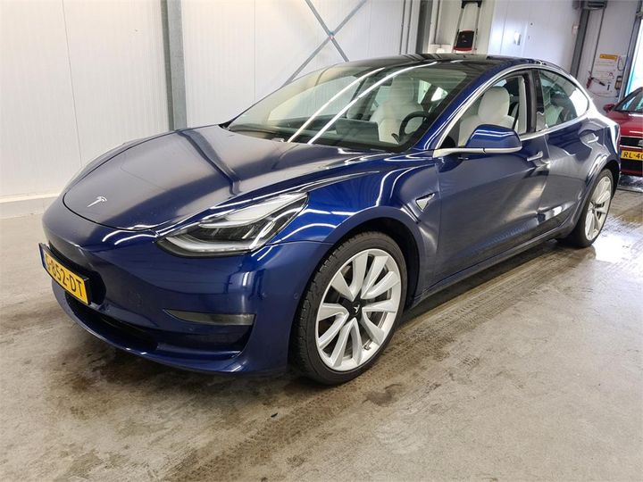 Tesla 3 (2019)