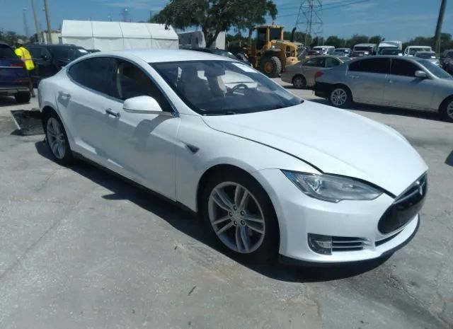 Tesla Model s (2015)