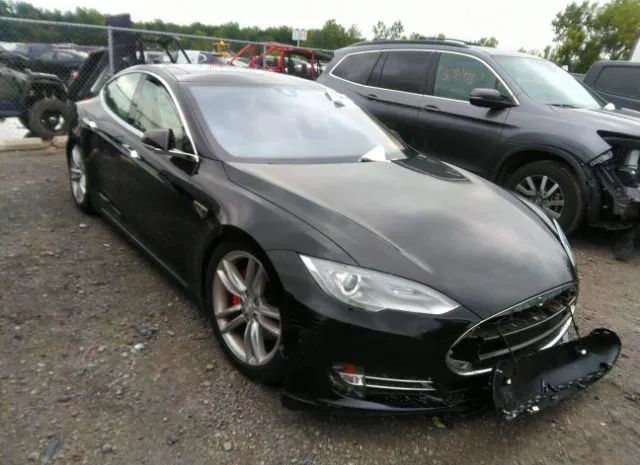 Tesla Model s (2015)