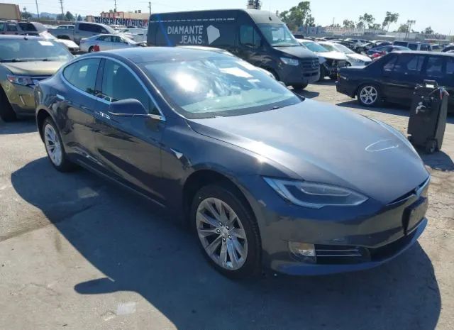 Tesla Model s (2018)