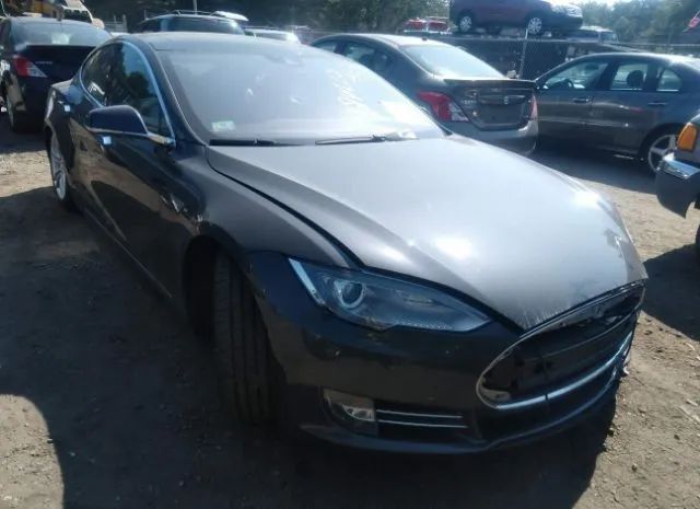 Tesla Model s (2015)