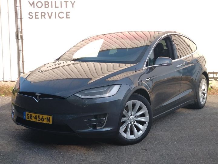 Tesla Model (2018)