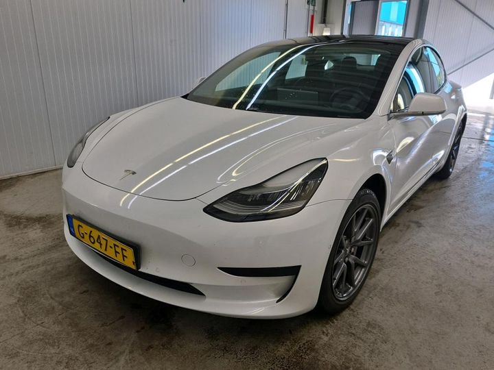 Tesla 3 (2019)