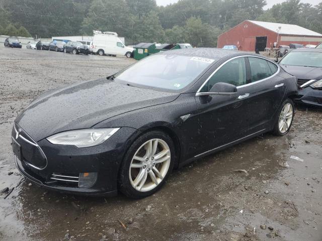 Tesla Model s (2015)
