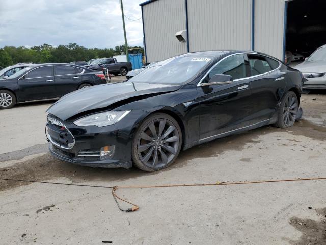 Tesla Model s 85 (2015)