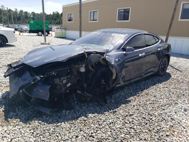 Tesla Model s (2019)