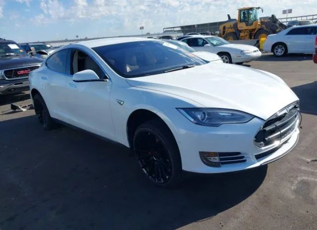 Tesla Model s (2014)