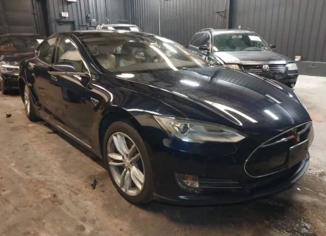 Tesla Model s (2015)