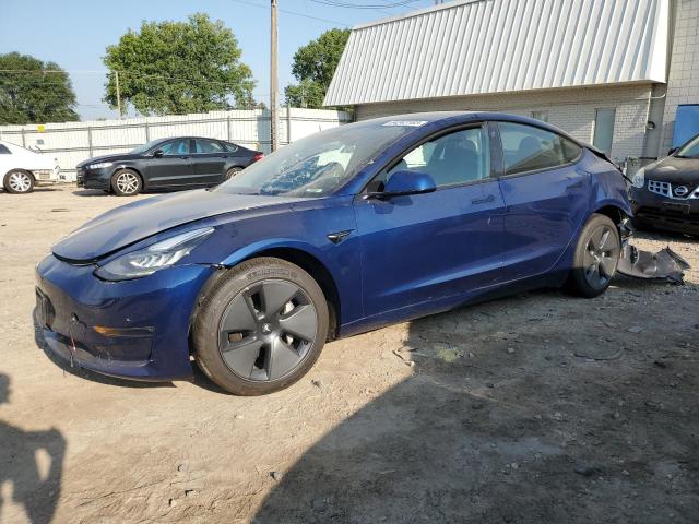 Tesla Model 3 (2022)