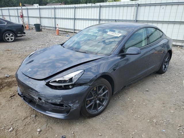 Tesla Model 3 (2022)