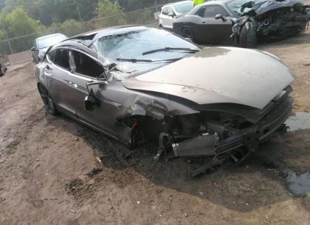 Tesla Model s (2015)