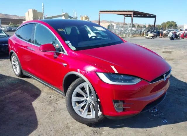 Tesla Model x (2017)