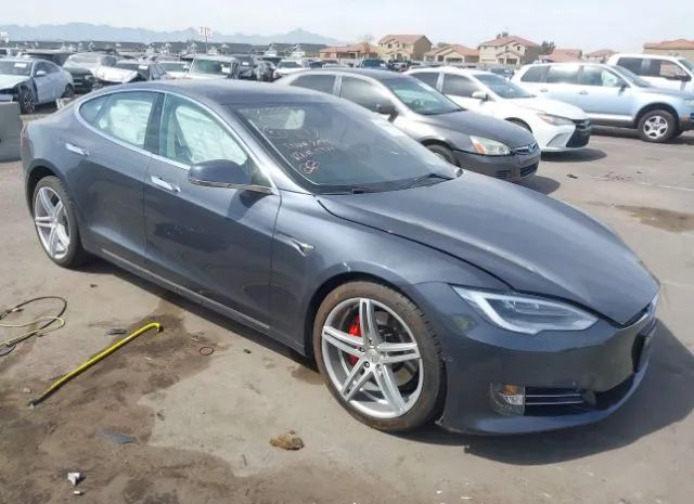 Tesla Model s (2018)