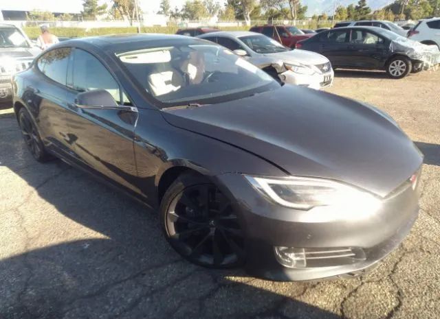 Tesla Model s (2018)