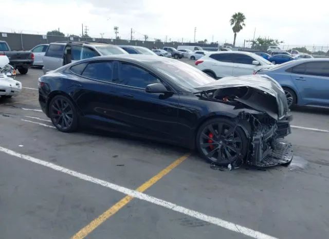 Tesla Model s (2019)