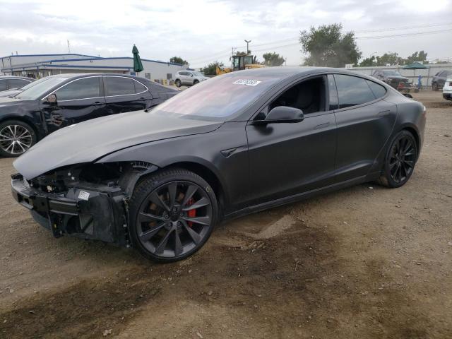 Tesla Model s (2018)