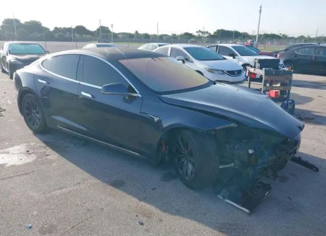 Tesla Model s (2019)