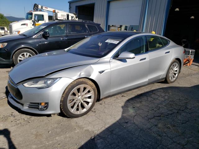 Tesla Model s (2016)