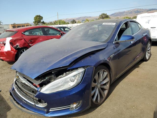 Tesla Model s (2015)
