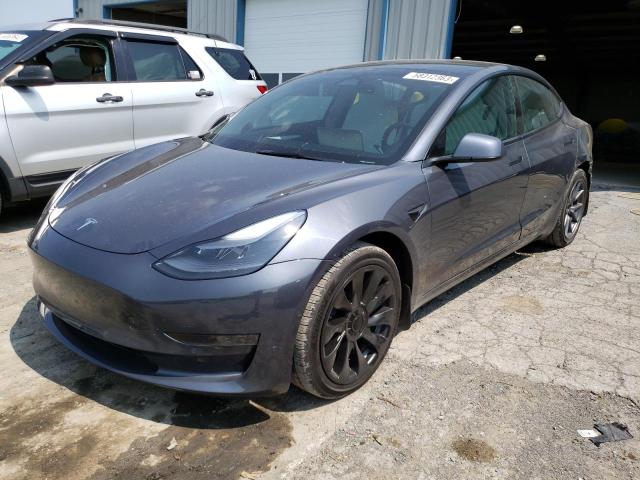 Tesla Model 3 (2022)