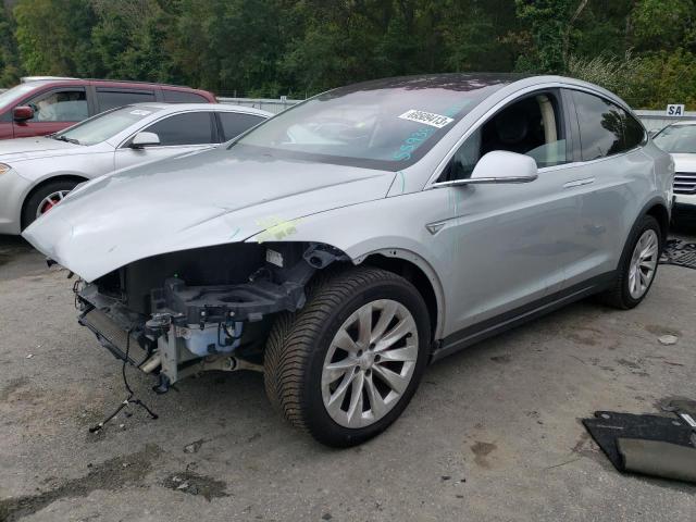Tesla Model x (2016)