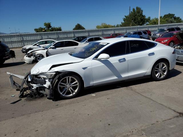 Tesla Model s (2016)