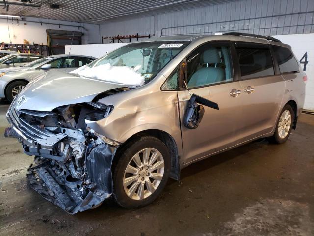 Toyota Sienna xle (2013)