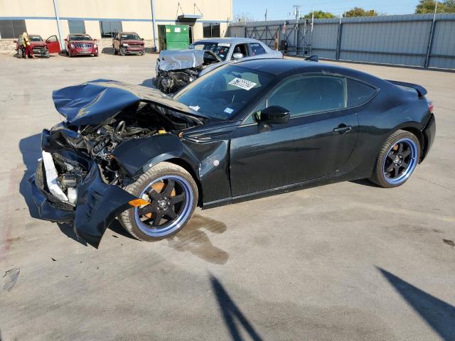 Toyota 86 base (2017)