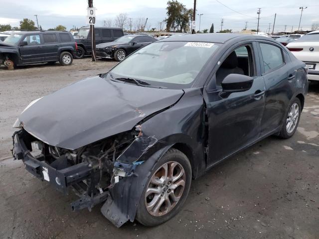 Toyota Scion ia (2016)