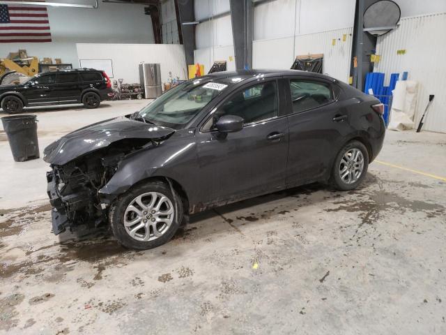 Toyota Scion ia (2016)
