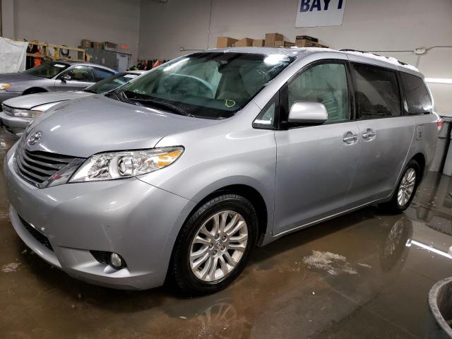 Toyota Sienna xle (2014)