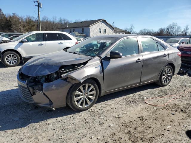 Toyota Camry hybr (2015)