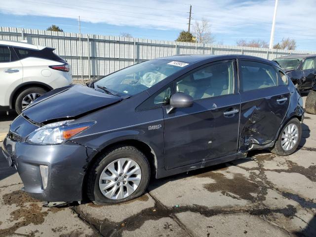 Toyota Prius plug (2013)