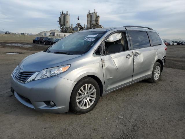 Toyota Sienna xle (2015)