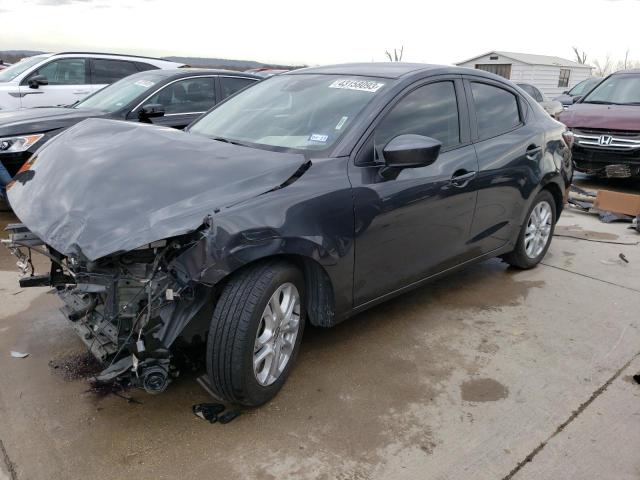 Toyota Scion ia (2016)