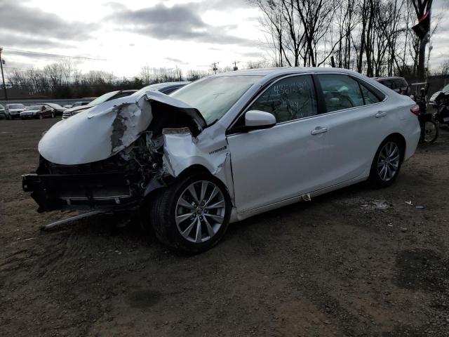 Toyota Camry hybr (2015)