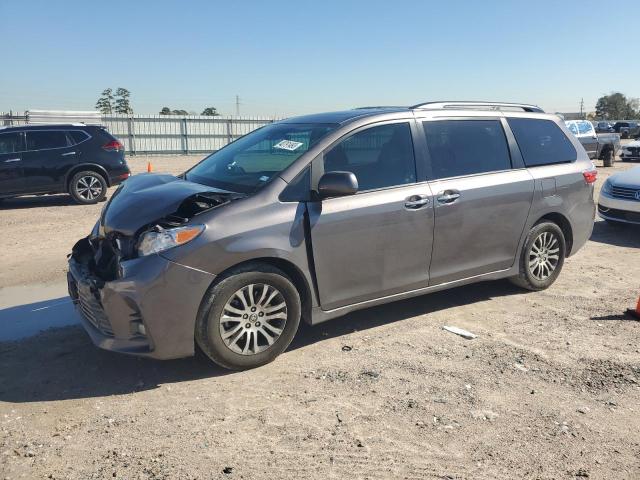 Toyota Sienna xle (2020)