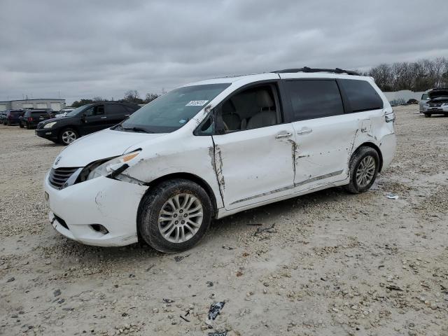 Toyota Sienna xle (2013)